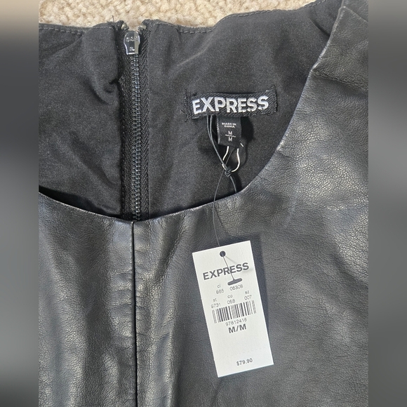NWT Express Faux Leather Top Size Medium - Picture 3 of 11